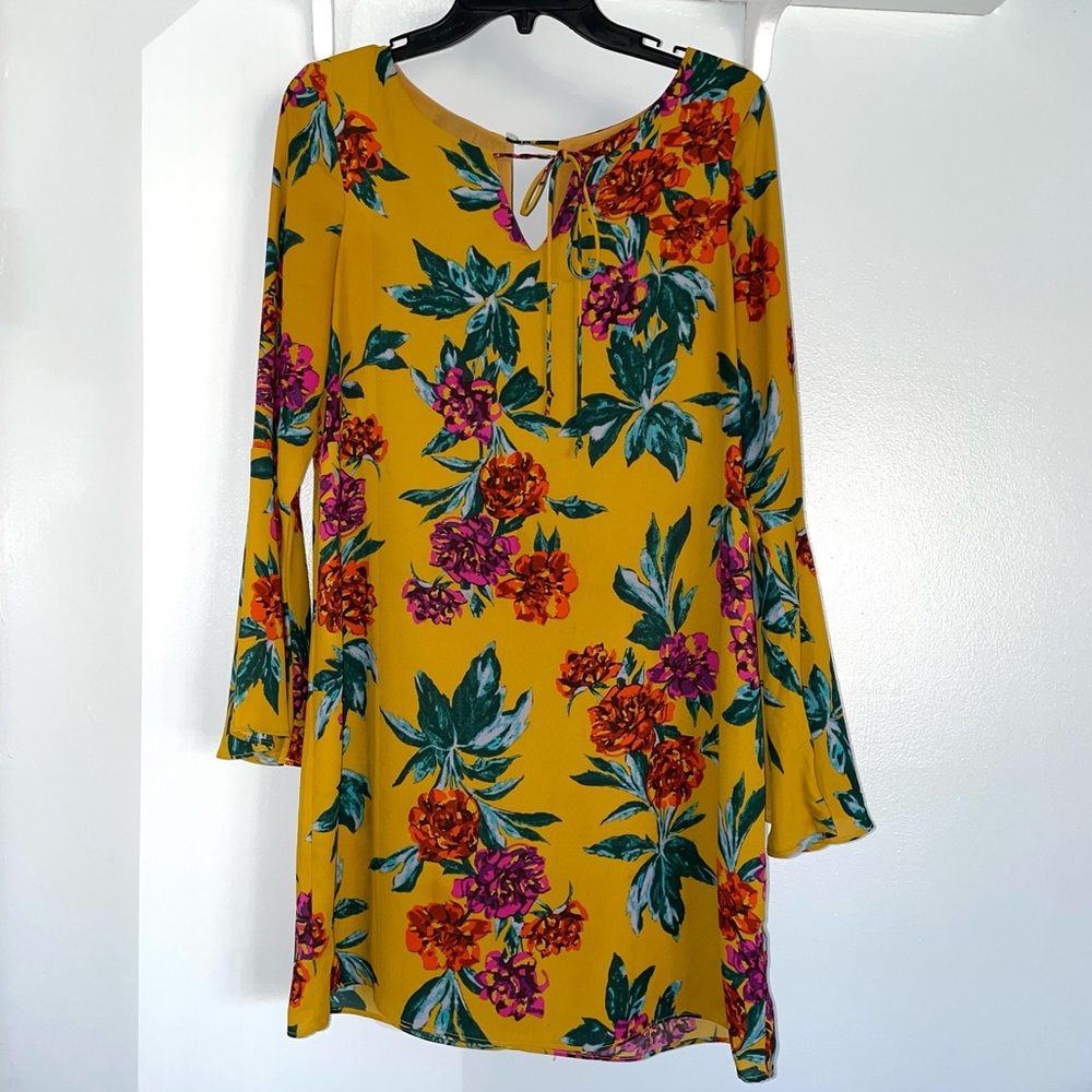 Anthropologie Everly Floral Bohemian Romantic Ruffled Keyhole Dress Small